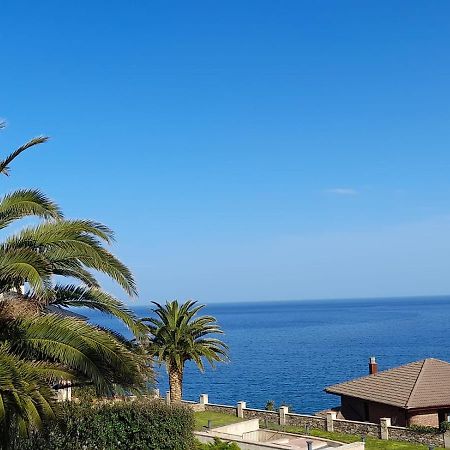 Villa Vistas Al Mar, Urbanizacion Privada Con Piscina De Agua Salada Ajo Εξωτερικό φωτογραφία
