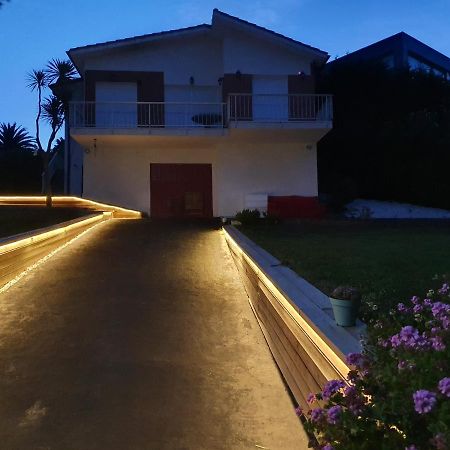 Villa Vistas Al Mar, Urbanizacion Privada Con Piscina De Agua Salada Ajo Εξωτερικό φωτογραφία